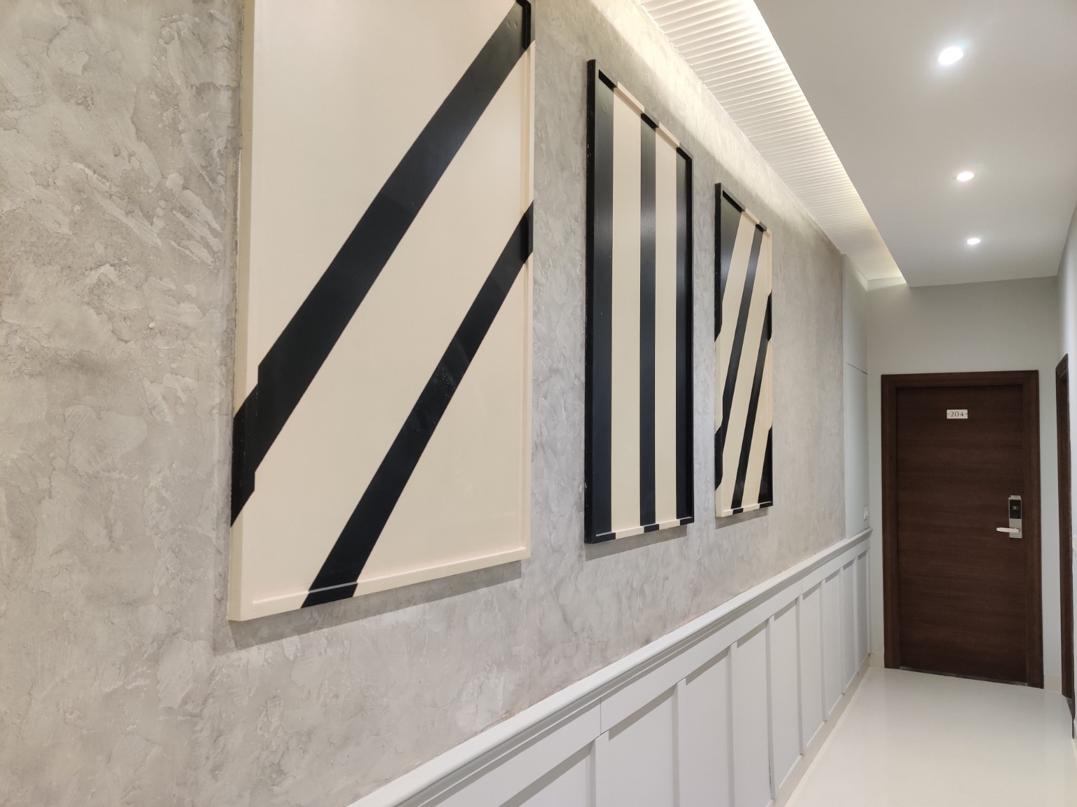 Narison Hotel hallway